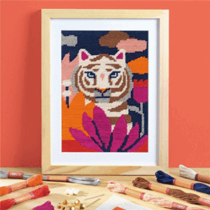 MANUALIDADES Y ARTE ATELIER 64 BORDADO - KIT DE BORDADO CON TIGRE DJECO