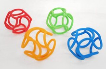STRETCHY TEETHER BALL - OGOBOLLI 